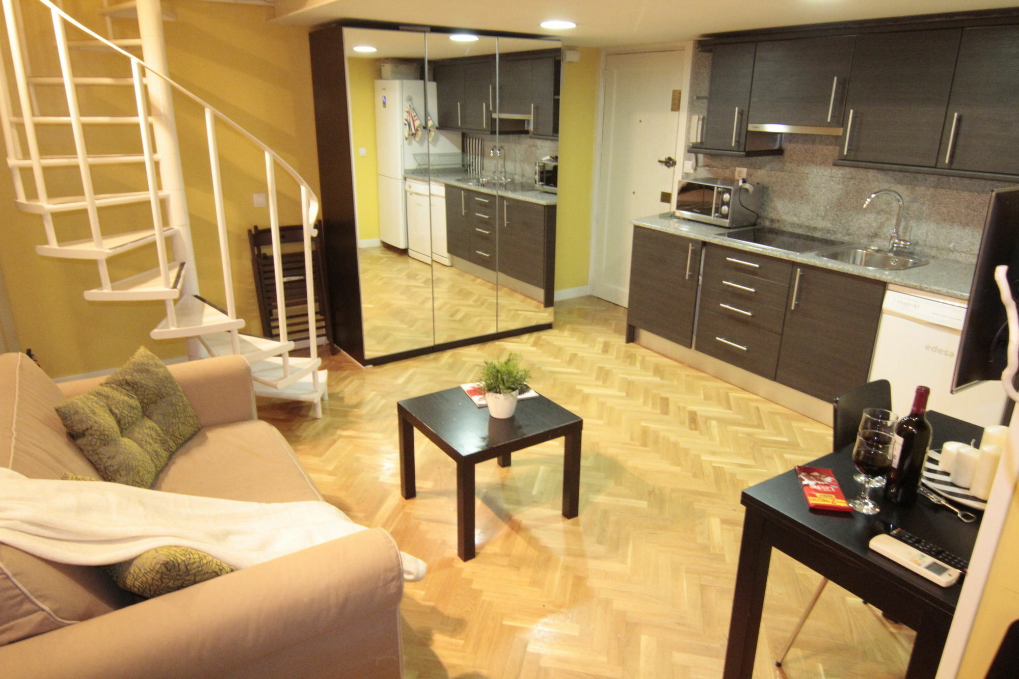 Sol Mayor Apartment Μαδρίτη Εξωτερικό φωτογραφία